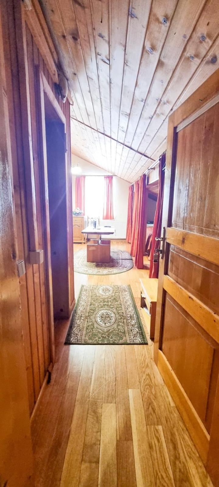 Cabana Balea Lac คือร์ตีโชอารา ภายนอก รูปภาพ